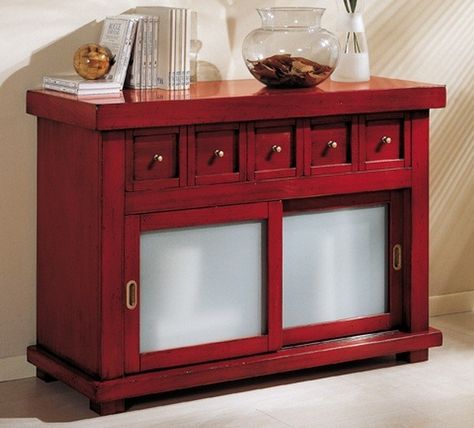 Credenza in stile etnico - Vecchia credenza colorata di rosso. Credenza, Liquor Cabinet, Entryway Tables, Entryway, Furniture, Home Decor, Design, Home Décor