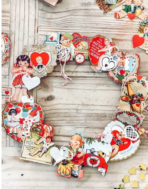 Heart Shaped Crafts, Vintage Valentine Crafts, Valentine Card Crafts, Vintage Valentines Decorations, Valentine Wreath Diy, Valentine Centerpieces, Diy Valentine's Day, Diy Valentines Decorations, Vintage Valentine Cards