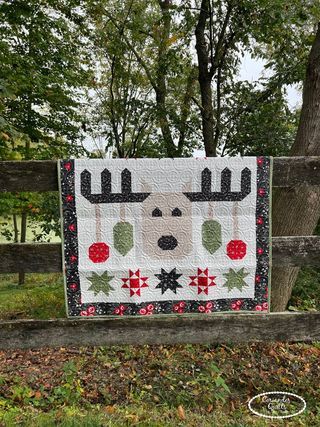 Deerly Loved Pattern of the Month Christmas Quilts, Good Morning Friends, Moda Fabrics, Quilt Ideas, Patchwork Quilts, Written By, Quilt Patterns, Blog Posts, Sewing