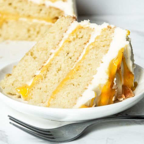 Passionfruit Cake with White Chocolate Buttercream - Chenée Today Passionfruit Cake, Fruit Cake Filling, Cake Mix Ideas, Passionfruit Curd, Holiday Dessert Ideas, Passion Fruit Cake, Cake Flour Substitute, Chocolate Swiss Meringue Buttercream, Cake With White Chocolate