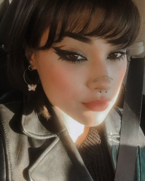 Eyeliner Wing Styles, Goth Eyeliner For Almond Eyes, Bold Black Eyeliner, Sharp Black Eyeliner, Heavy Black Eyeliner, Best Hooded Eye Makeup, Fun Eyeliner Black, Thick Winged Eyeliner Goth, Big Eyeliner Hooded Eyes