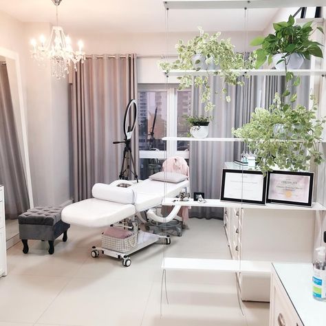 In Home Beauty Studio, Microblading Studio Ideas At Home, Microblading Room Ideas, Brow Studio Decor, At Home Lash Studio Ideas, Lash Studio Ideas, Microblading Room, Microblading Studio Ideas, Lash Suite Ideas