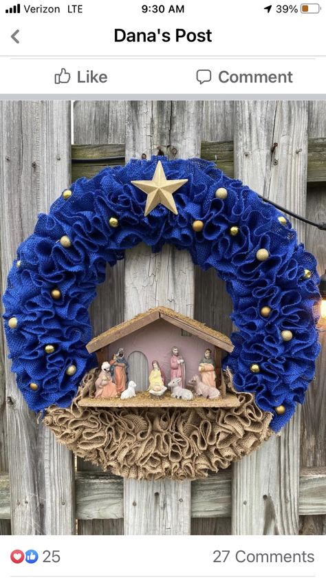 Nativity Wreath Diy, Nativity Wreath, Hanukkah Crafts, Holiday Wreaths Diy, Christmas Decorations Cheap, Christmas Wreaths Diy Easy, Christmas Decorations Diy Outdoor, Diy Christmas Decorations Easy, Christmas Wood Crafts