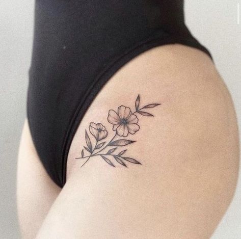 Tattoo For Thigh For Women, Hip Flower Tattoos Women, Top Leg Tattoo, Pelvis Tattoos Women, Leg Tattoo Idea, Simple Tattoo Ideas For Men, Tattoo Ideas Female Unique, Girl Tattoo Ideas, Now Tattoo