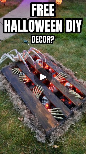 Holloween Decore Idea Outdoor Diy, Dollar Tree Halloween Diy Outdoor, Halloween Diy Ideas, Dollar Tree Halloween Diy, Halloween Palette, Dollar Tree Halloween Decor, Ghouls Night, Dry Rubs, Dollar Tree Halloween