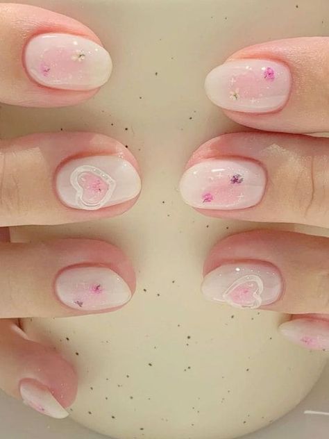 glittery pink blush nails with heart rings Nail Cute Korean Pastel, Nail Korean Style Minimal, Short Blush Nails, Extra Short Nail Designs, Korean Short Nails, Easy Pride Nails, Korean Heart, Accent Nail Designs, Nail Designs For Summer