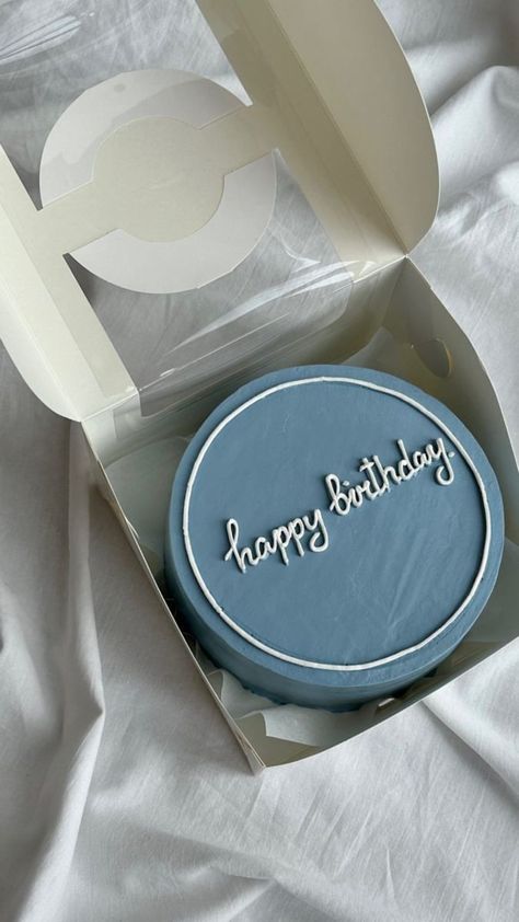 Small Birthday Cake For Boyfriend Simple, Small Birthday Cake For Men, Manly Cakes Birthday For Men, Birthday Bento Cake For Men, Small Cakes For Men, 37 Birthday Cake For Women, Aesthetic Cake For Men, Funny Bday Cakes For Men, Cake Decor For Men