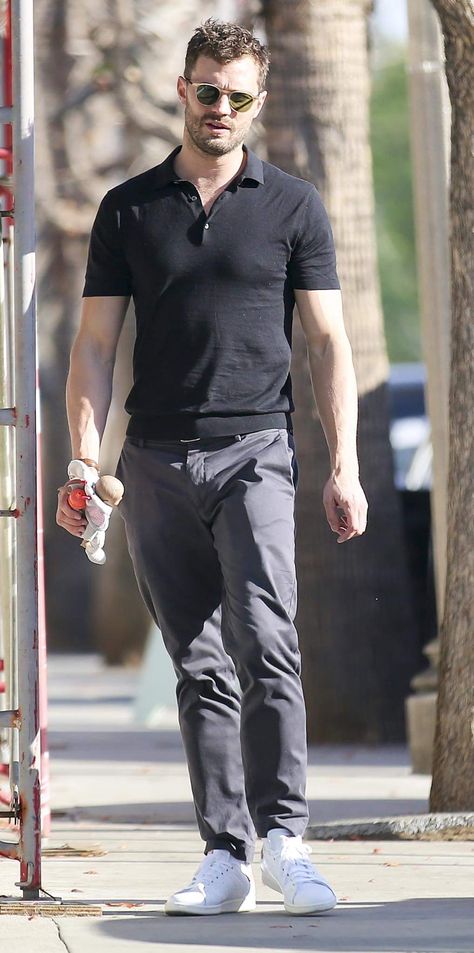 Jamie Dornan Having ice cream with his daughter in LA Jaime Dornan, Mens Casual Dress Outfits, Football Coach, Mens Casual Dress, Jamie Dornan, Deep Thought Quotes, Mens Casual Outfits, New Era, A Man