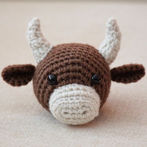 Ox Chinese Zodiac, Chinese Zodiac Animals, Zodiac Animals, Animals Pattern, Crochet Cow, Haken Baby, Crochet Animal Patterns, Chinese Zodiac, Crochet Art