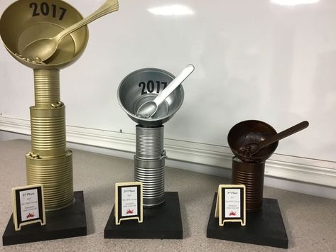 Chili Contest Trophy Diy, Chili Contest Prizes, Diy Chili Cookoff Trophy, Chilli Cookoff Trophy, Chili Cookoff Trophy Diy, Soup Cook Off Trophy, Chili Cookoff Prizes Ideas, Chili Cook Off Trophy Diy, Homemade Trophy Ideas