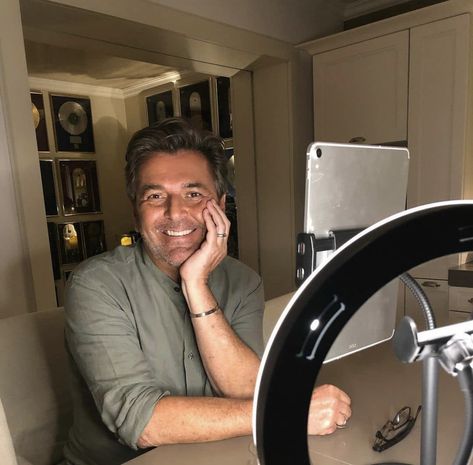 Thomas Anders Video Call, Thomas Anders Selfie, Thomas Anders Modern Talking, Thomas Anders, Modern Talking, Alexander, Mirror Selfie, Quick Saves