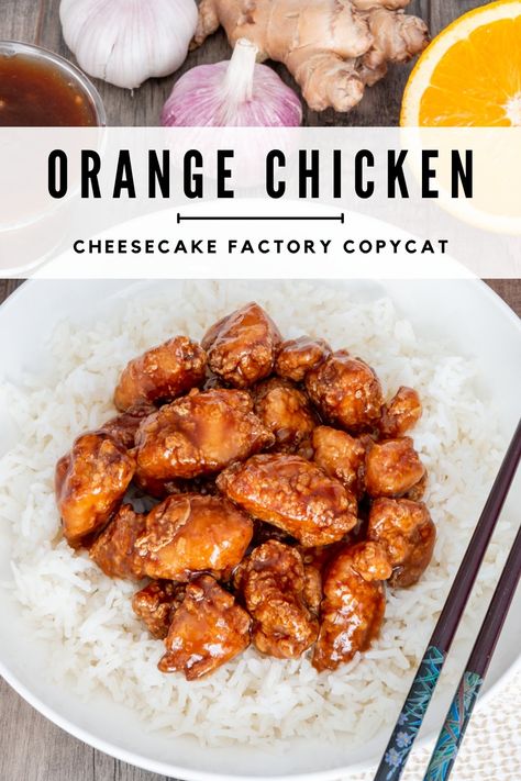 Crispy, bite sized pieces of chicken with a slightly sweet and tangy orange sauce. My super delicious copycat of The Cheesecake Factory's orange chicken. Chicken Cheesecake, Copycat Orange Chicken, Cheesecake Factory Orange Chicken, Orange Chicken Sauce, Cheesecake Factory Copycat, Easy Orange Chicken, Chicken Sauce Recipes, Chicken Kitchen, Healthy Cheesecake