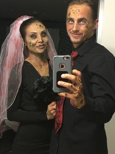 #halloween #zombie #halloweencostumes #halloweenmakeup Zombie Man Makeup, Zombie Bride And Groom Halloween, Men’s Zombie Makeup, Zombie Face Makeup, Comic Zombie Makeup, Glamour Zombie Makeup, Zombie Face, Zombie Bride, Zombie Makeup