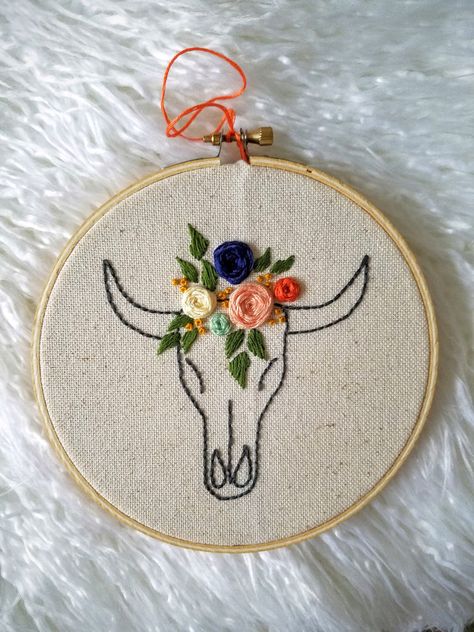 Cow Skull Embroidery, Southwestern Embroidery, Printable Cow, Cowboy Embroidery, Cow Skull Art, Skull Embroidery, Western Embroidery, Embroidery Template, Embroidered Art