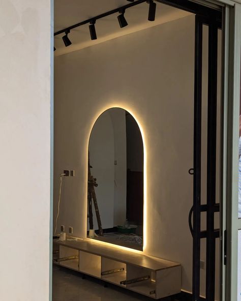 Large Size arch Mirror with LED lights. Bridal Shop set up 🔥 Embrace our amazing products to add elegance to your business setups @mirror_now1_ug #furniture #ugandafurniture Mirror Led, Mirror With Led Lights, Arch Mirror, Body Mirror, Bridal Shop, Amazing Products, Large Size, Arch, Led Lights