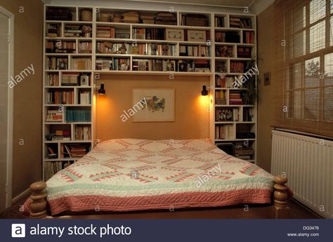 Beds With Bookshelves, Bookshelves Above Bed, Fitted Bookshelves, Bookshelf Above Bed, Shelf Over Bed, Townhouse Bedroom, Above Bed Ideas, Surf Bedroom, Shelf Above Bed