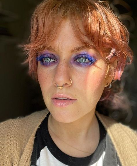 Colorful Mascara Looks, Purple Mascara Looks, Colored Mascara Looks, Big Mood Mascara, Mascara Looks, Colorful Mascara, Purple Mascara, Colored Mascara, Funky Makeup