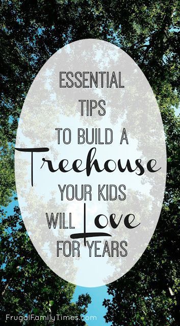 Treehouse For Kids, Diy Treehouse, Simple Tree House, Backyard Kids, Building A Treehouse, Backyard Kids Play Area, Backyard Trees, Tree House Plans, Tree House Diy