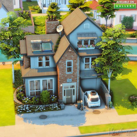 House In Sims 4 Ideas, Family House Suburban, Ts4 Suburban House, Sims Exterior Design, 3 Bedroom Sims 4 House, Sims House Layouts Floor Plans, Suburban House Sims 4, Sims 4 Houses Gallery, Sims 4 Windenburg House