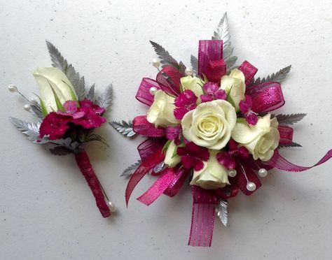 Magenta Corsage And Boutonniere, Magenta Corsage, Prom Corsage And Boutonniere, Boutonnieres Prom, Corsage And Boutonniere Set, Prom Corsage, Prom Inspo, Wedding Bouquets Bride, Corsage And Boutonniere