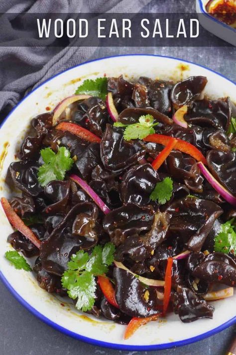 Wood Ear Mushroom Salad (凉拌木耳) Wood Ear Mushroom, Ear Mushroom, Mushroom Magic, Mushroom Dish, Mushroom Salad, Authentic Chinese Recipes, Meat Appetizers, Yummy Salad Recipes, Chinese Dishes