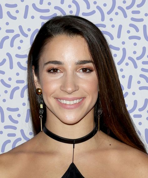 Aly Raisman Just Called Out A TSA Agent Who Body-Shamed Her Muscles+#refinery29 Aly Raisman Swimsuit, Aly Raisman Sports Illustrated, Aly Raisman Photos, Female Agent, Gymnastics Problems, Danielle Brooks, Jordyn Wieber, Aly Raisman, Gabby Douglas