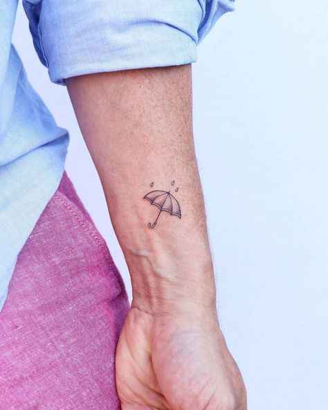 Umbrella tattoo on the wrist. Umbrella Tatoos, Rain Tattoo, Umbrella Tattoo, Matching Tats, Cute Umbrellas, Small Umbrella, Tattoo Cover Up, Cool Small Tattoos, Rose Tattoo Design