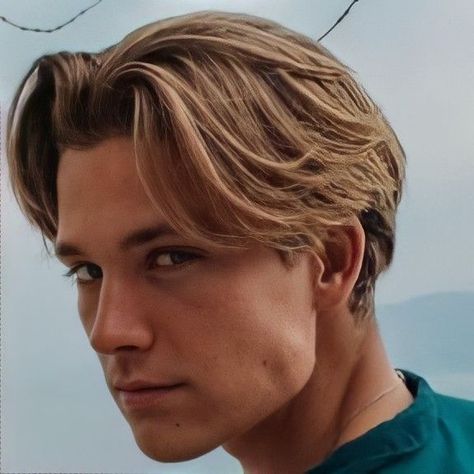 48 Best Middle Part Hairstyles Men Straight Hair Curtains Men, Blonde Male Haircut, Middle Part Hairstyles Men, Middle Part Haircut, Mid Length Straight Hair, Mens Haircuts Medium, Blonde Hair Boy, Guy Haircuts Long