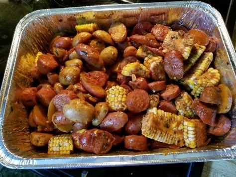 Sausage And Shrimp Recipes, Sausage With Potatoes, Kabasa Recipes, Corn Bake, Baked Sausage, Corn And Potatoes, Sausage And Potato Bake, Spinach Potato, Kielbasa And Potatoes