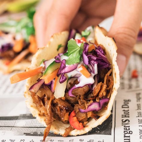 Jackfruit Tacos Vegan, Vegan Korean Bbq, Bbq Korean, Jackfruit Tacos, Bbq Jackfruit, Jackfruit Recipes, Vegan Bbq, Healthy Tacos, Vegan Tacos