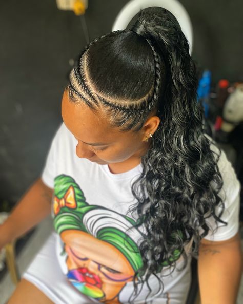 Ponytail ✨ Cola #ponytail #cola #posturadecola #hairstyles #ponytailshairstyles #mairobyshairstyles Colorful Ponytail Hairstyles, Gel Bolla Ponytail, Conroll Styles Pony, Kanekalon Hairstyles Ponytail, Ciara Ponytail Hairstyles, Sleek Ponytail Hairstyles, African Braids, Sleek Ponytail, African Braids Hairstyles