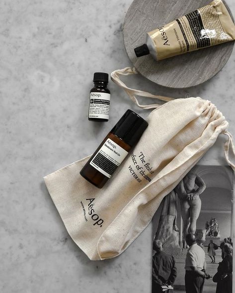 Aesop Deodorant love Aesop Deodorant, Aesop Branding, Lily Rose Depp, Makeup Photography, Linen Bag, Gel Eyeliner, Fresh Green, Marie Antoinette, Organic Beauty