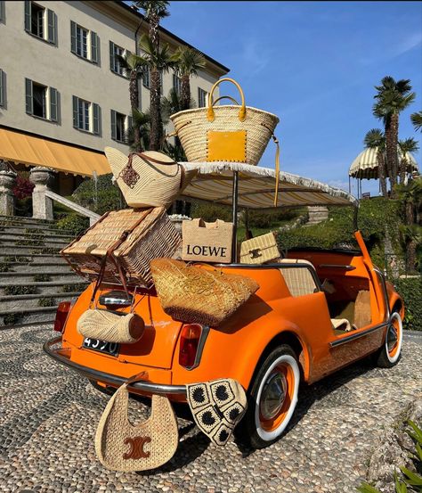 #italy #fashion #aesthetic #coquette #itgirl #lakecomo Italian Beaches, San Tropez, Lake Trip, Beach Lounge, Italy Aesthetic, Vintage Italy, Destination Voyage, European Summer, Beach Hotels