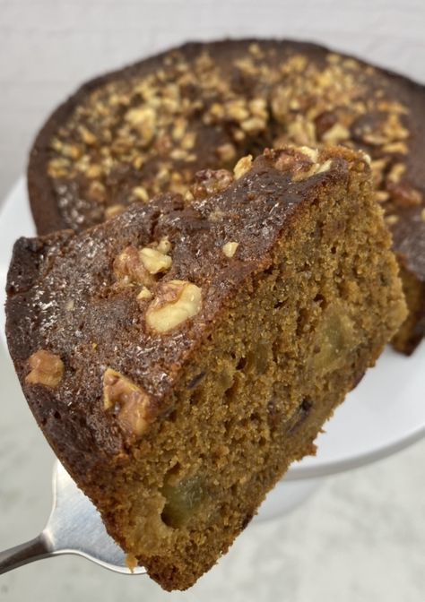 Sticky Pear, Date & Ginger Cake Sticky Pear And Ginger Cake, Autumn Bakes, Pear And Ginger Cake, Ginger Cake Recipe, Sticky Ginger Cake, Stem Ginger, Gingerbread Cake Recipe, Kid Meals, Date Cake