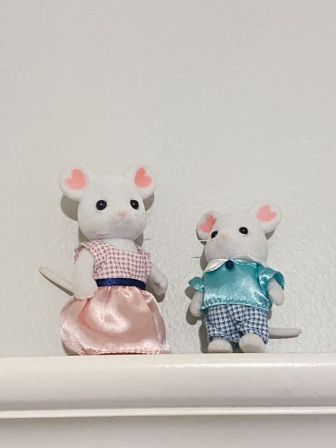 Marshmallow Mouse Calico Critters From Olive's room Calico Critters