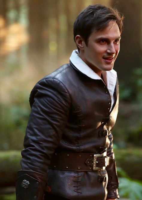 Henry / 7.07 Henry Mills Season 7, Ouat Season 7, Andrew J West, Amber Stevens West, Dreamworks Movies, Fairy Tale Characters, Fantasy Images, Timey Wimey Stuff, Fantasy Clothing