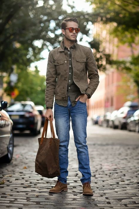 Fall Outfits for Men - 17 Casual Fashion Ideas This Fall Brown Shoes With Jeans, Middle Age Men Fashion, Brown Denim Jacket, Brown Shoes Men, Jean Jacket Men, Stylish Mens Fashion, Outfit Trends, Denim Jacket Men, Mens Fall