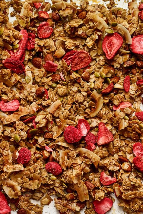 Roasted Oats, Strawberry Granola, Granola Recipe Homemade, Baked Granola, Granola Recipe, Coconut Chips, Freeze Dried Strawberries, Nyt Cooking, Afternoon Snack