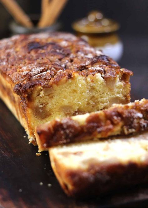 Easy Pear Bread Recipe | Pear Coffee Cake - Cook with Kushi Pear Coffee Cake Recipe, Pear Coffee Cake, Pear Desserts, Pear Dessert Recipes, Pear Bread, Rolls From Scratch, Baked Cinnamon Apples, Side Dish For Thanksgiving, Apple Bread Recipe