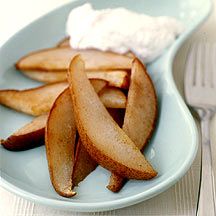 Cinnamon-Scented Baked Pears | Recipes | Weight Watchers Cinnamon Pears, Pears Recipes, Baked Pears, Moist Carrot Cakes, Sliced Pears, Pear Recipes, Guilt Free Dessert, Low Sugar Recipes, Healthy Recipies