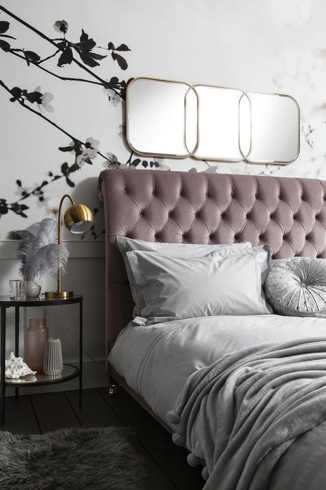 Lilac Bedroom, Lilac Velvet, Pink Headboard, Bed Headboard Design, Romantic Mood, Headboard Designs, Room Inspiration Bedroom, Upholstered Beds, Top Design