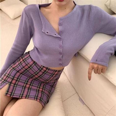 6ae07dcb33ec3b7c814df797cbda0f87desc50379785ri Lavender Outfit, Mode Purple, Latest Fashion Design, Purple Vibe, Cardigan Crop Top, High Street Fashion, Long Sleeve Knitted Cardigan, Cardigan Crop, Cropped Tops