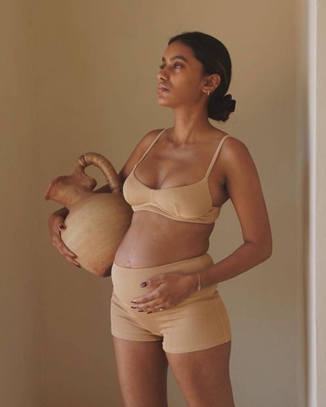 The 18 Best Maternity and Nursing Bras, Hands Down | Who What Wear Vintage Maternity Clothes, Best Nursing Bras, Maternity Bras, Vintage Maternity, Nursing Bras, Being Pregnant, Nursing Wear, Food Baby, Pregnancy Months