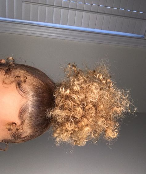 😬 Curly Natural Curls, Girl With Curly Hair, Baby Girl Hairstyles Curly, Top Knot Bun, Knot Bun, Edges Hair, Curly Hair Updo, Dyed Natural Hair, Natural Hair Styles Easy