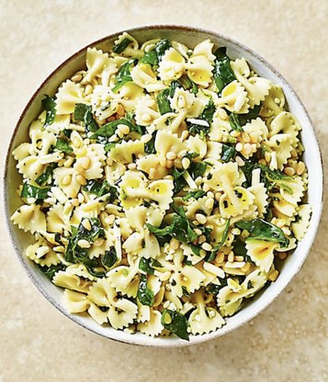 Copycat M&S pesto pasta salad recipe Pine Nut Pasta, Pine Nuts Pasta, Pine Nut Pesto, Spinach Pesto Pasta, Pine Nuts Salad, Salad With Spinach, Pasta Salad With Spinach, Bowtie Pasta Salad, Salad Appetizer Cups