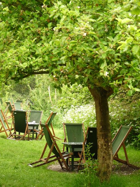 Orchard Tea Garden, Granchester - from 1909, when poet Rupert Brooke moved into Orchard House, to 1914, when the First World War began, the Orchard, with its wooden Tea Pavilion, provided a backdrop to a very remarkable group of friends......♔.. Grantchester Meadows, Tea Pavilion, Rupert Brooke, Orchard House, Cambridge Uk, Tea Rooms, Tea Garden, Village Life, Group Of Friends