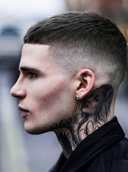 Cropped hairstyle French Crop, Crop Haircut, Crop Hair, Men's Short Hair, Men Hair Color, Faded Hair, Men Haircut Styles, Mens Hair, Mens Haircuts Fade