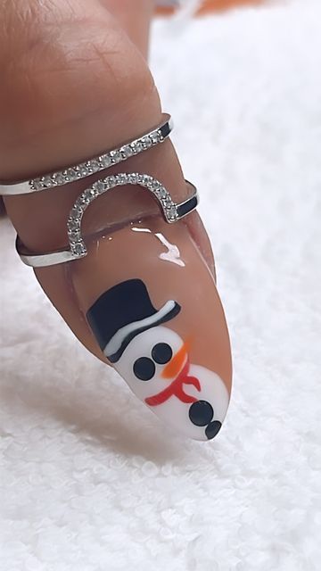 Snow Man Nail Art, White Winter Nails, Snowman Nail Art, January Nail Designs, Birthday Nail Designs, Snowman Nails, Nail Tutorial Videos, Fourth Of July Nails, Medium Nails