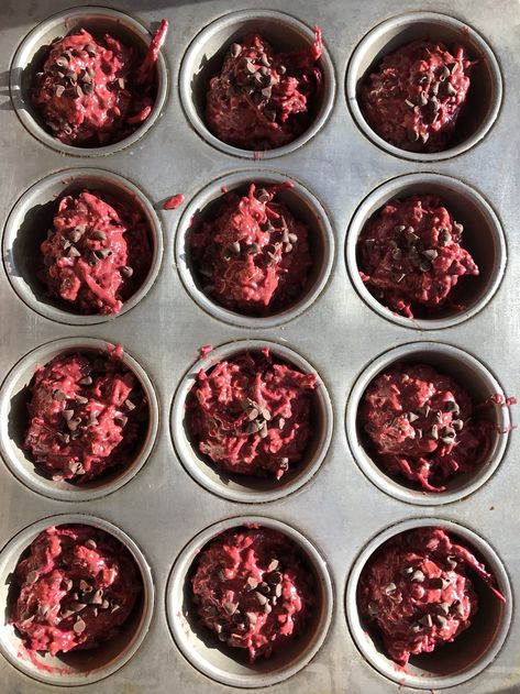 Beet, Oat & Chocolate Muffins | epicuricloud (Tina Verrelli) Chocolate Beet Muffins, Beet Muffins, Beet Chips, Chocolate Muffins, Zucchini Bread, Oat Flour, Muffin Cups, Quick Bread, Semisweet Chocolate