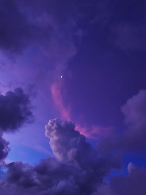 Dark Purple Clouds Aesthetic, Purple Cloudy Sky, Purple Skies Aesthetic, Purple World Aesthetic, Purple Atheistic Wallpaper, Moody Purple Aesthetic, Violet Sky Aesthetic, Lavender Sky Aesthetic, Purple Clouds Aesthetic Wallpaper